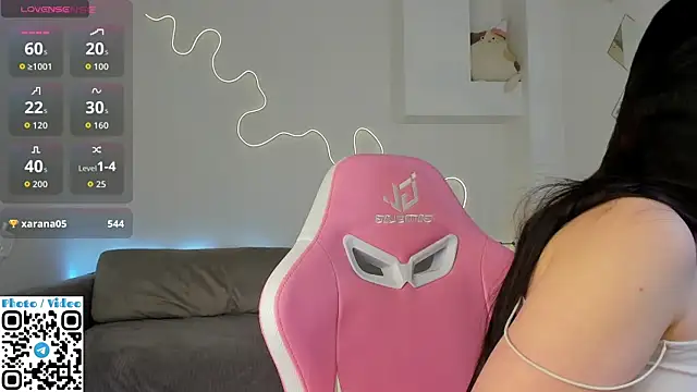 Helen Spark online show from November 22, 2025, 2:10 am