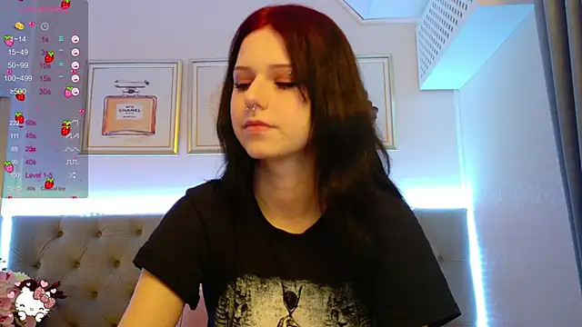 WendyMey online show from November 8, 2025, 7:34 am