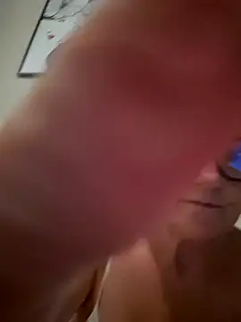 Snapshot of LadyLuxe_xx chatting on October 1, 2025, 10:30 am LadyLuxe xx online show from October 1, 2025, 10:30 am