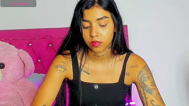 dahiiangomezz online show from March 24, 2026, 3:45 pm