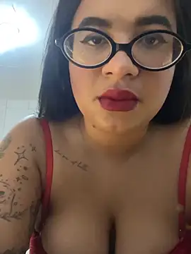 ursinha999 online show from February 18, 2026, 1:14 am