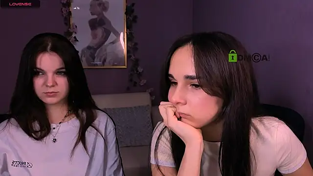 ariana ross7 online show from December 16, 2025, 8:13 pm