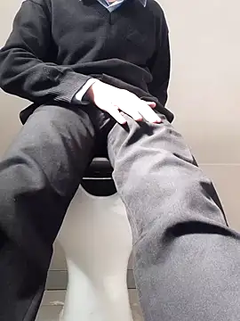 oi novin2 online show from October 26, 2025, 12:05 pm