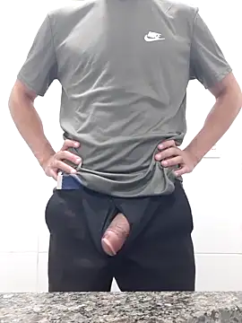 oi novin2 online show from November 30, 2025, 8:09 pm