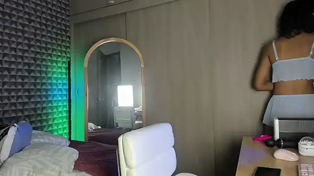 MissDhana online show from February 19, 2026, 2:19 am