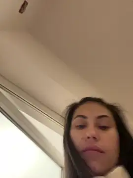 Snapshot of Sweet_Lya09 chatting on October 14, 2025, 4:35 am Sweet Lya09 online show from October 14, 2025, 4:35 am