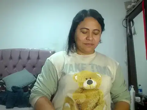 Snapshot of PamelaMartin chatting on October 1, 2025, 2:54 pm PamelaMartin online show from October 1, 2025, 2:54 pm
