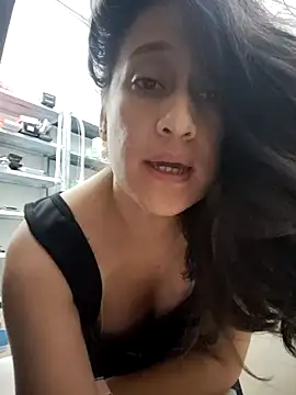 valery506 online show from April 10, 2026, 10:39 pm