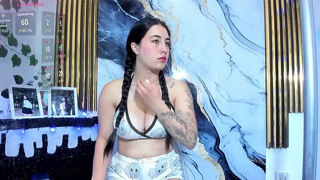 Snapshot of brittanyy20 chatting on January 15, 2026, 9:56 am brittanyy20 online show from January 15, 2026, 9:56 am