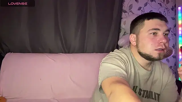 Snapshot of coupleinspire chatting on October 29, 2025, 8:08 pm coupleinspire online show from October 29, 2025, 8:08 pm