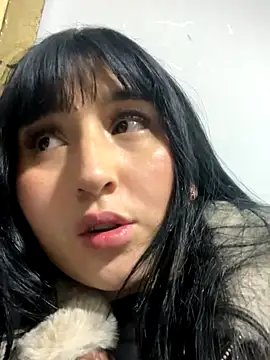 Daphnee-x online show from November 16, 2025, 2:05 am