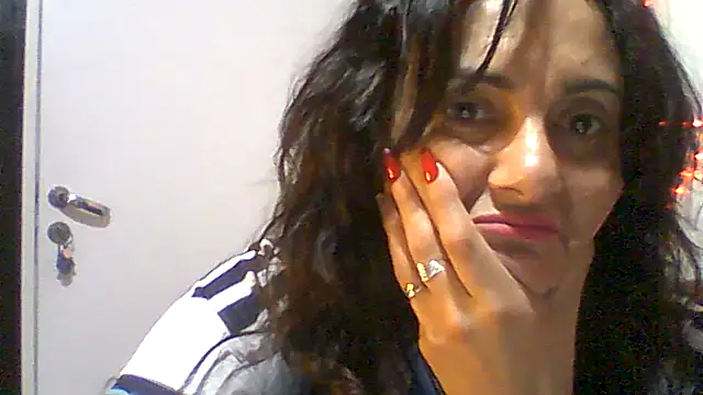 Snapshot of dulcefanny chatting on June 11, 2026, 11:02 pm dulcefanny online show from June 11, 2026, 11:02 pm