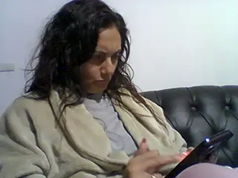 Snapshot of dulcefanny chatting on May 18, 2026, 2:12 am dulcefanny online show from May 18, 2026, 2:12 am