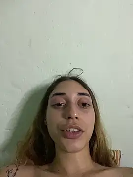 loirinhaaa online show from October 7, 2025, 3:51 am