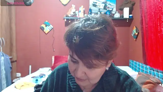 Snapshot of Sasharosee2 chatting on October 7, 2025, 1:45 pm Sasharosee2 online show from October 7, 2025, 1:45 pm