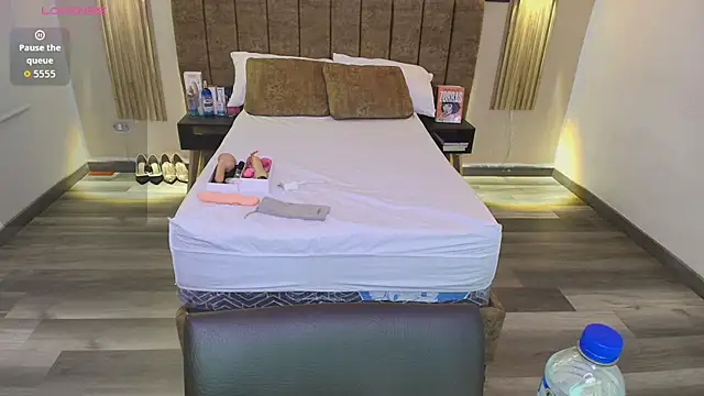 Snapshot of Sasharosee2 chatting on September 26, 2025, 12:01 pm Sasharosee2 online show from September 26, 2025, 12:01 pm