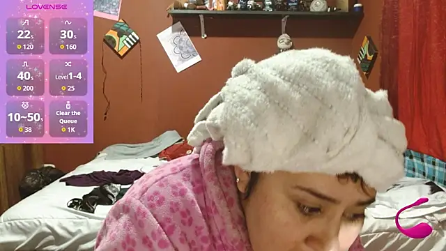 Snapshot of Sasharosee2 chatting on October 10, 2025, 11:55 am Sasharosee2 online show from October 10, 2025, 11:55 am