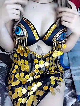 Snapshot of shahinaz-123 chatting on February 17, 2026, 9:39 am shahinaz-123 online show from February 17, 2026, 9:39 am