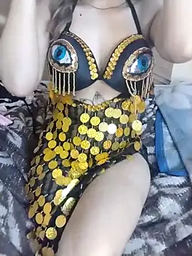 Snapshot of shahinaz-123 chatting on February 15, 2026, 10:25 am shahinaz-123 online show from February 15, 2026, 10:25 am