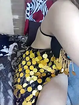 Snapshot of shahinaz-123 chatting on February 10, 2026, 10:14 am shahinaz-123 online show from February 10, 2026, 10:14 am