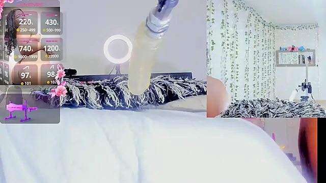 Ashley  Jones   online show from April 21, 2026, 9:05 am