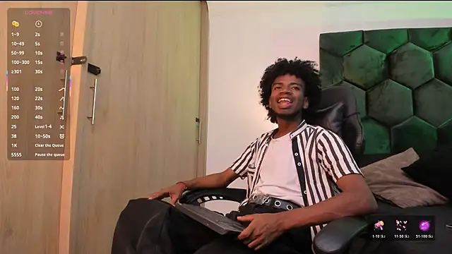 Snapshot of AllexJacob chatting on February 12, 2026, 1:11 pm AllexJacob online show from February 12, 2026, 1:11 pm