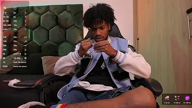 Snapshot of AllexJacob chatting on February 24, 2026, 1:12 pm AllexJacob online show from February 24, 2026, 1:12 pm