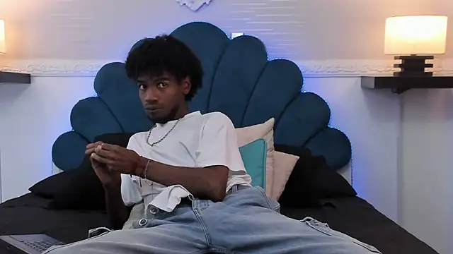 AllexJacob online show from September 24, 2025, 1:17 pm