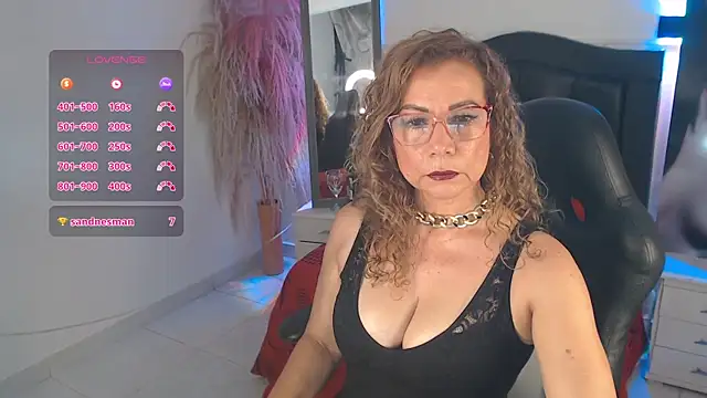 Jademommy  online show from February 19, 2026, 8:28 pm