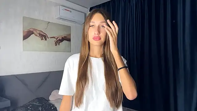 Snapshot of DarkSignal chatting on September 30, 2025, 9:15 am DarkSignal online show from September 30, 2025, 9:15 am