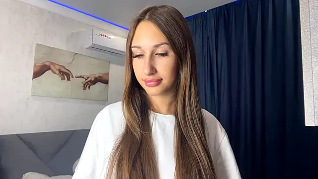 Snapshot of DarkSignal chatting on September 26, 2025, 9:16 am DarkSignal online show from September 26, 2025, 9:16 am