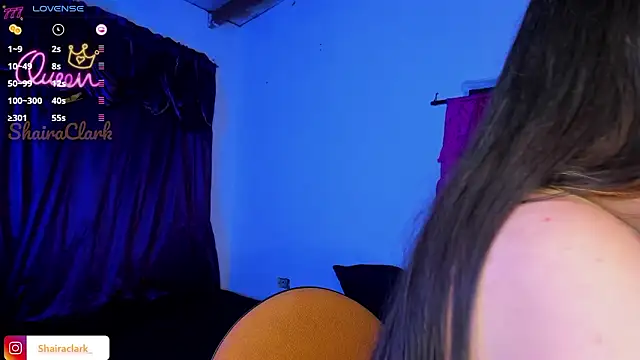 Shairaclark  online show from February 3, 2026, 2:53 am