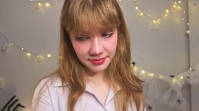 Snapshot of pienaple chatting on October 31, 2025, 4:09 am pienaple online show from October 31, 2025, 4:09 am