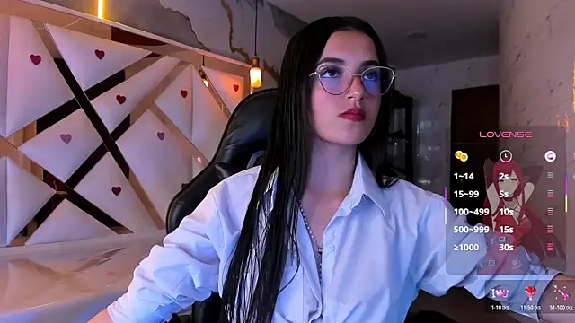 sophiadoll tf online show from March 6, 2026, 8:37 pm