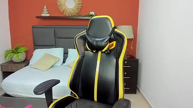 Snapshot of molly_lovee_ chatting on September 25, 2025, 11:49 am molly lovee online show from September 25, 2025, 11:49 am