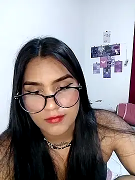 Renata Zoe online show from November 7, 2025, 1:54 am