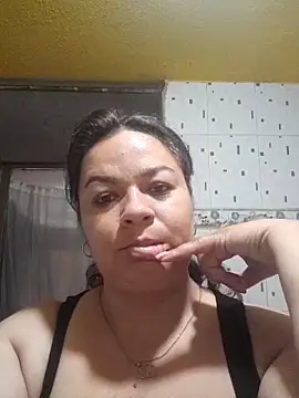 Snapshot of Amalia-sm chatting on October 8, 2025, 1:45 pm Amalia-sm online show from October 8, 2025, 1:45 pm
