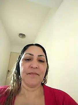 Snapshot of Lunita86 chatting on October 19, 2025, 8:11 pm Lunita86 online show from October 19, 2025, 8:11 pm