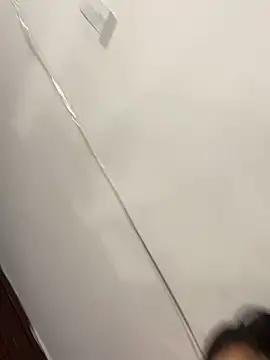 Skinny3-0 online show from November 4, 2025, 2:26 am