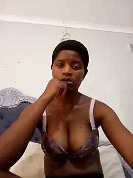 Lilmisafrica25 online show from October 16, 2025, 5:38 am