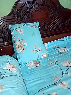 Cute Couple59 online show from April 9, 2026, 5:19 pm