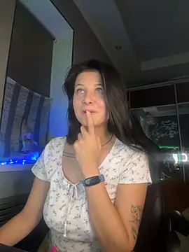 Snapshot of cutie_modest_ chatting on October 19, 2025, 7:16 pm cutie modest online show from October 19, 2025, 7:16 pm