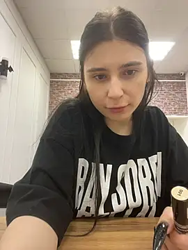 Snapshot of Valerie_Ohara chatting on November 4, 2025, 12:09 pm Valerie Ohara online show from November 4, 2025, 12:09 pm