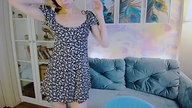 nancy posh online show from October 25, 2025, 12:04 pm