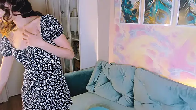 nancy posh online show from September 25, 2025, 2:23 pm