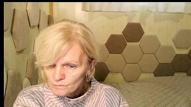 Snapshot of Zoe_Steell chatting on October 1, 2025, 1:48 pm Zoe Steell online show from October 1, 2025, 1:48 pm