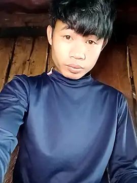 Snapshot of Nhyy_xx chatting on June 13, 2026, 12:19 am Nhyy xx online show from June 13, 2026, 12:19 am