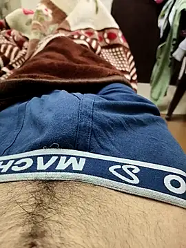 Snapshot of king_boy070 chatting on December 18, 2025, 6:12 pm king boy070 online show from December 18, 2025, 6:12 pm