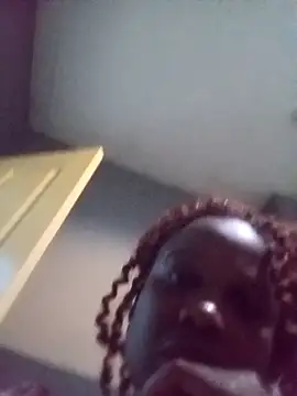 Lovely12 online show from December 3, 2025, 6:51 pm