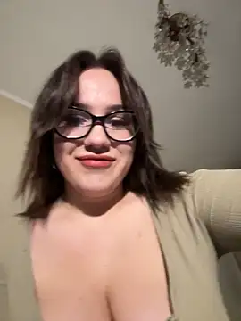 Snapshot of DeliceMaya chatting on October 16, 2025, 1:08 pm DeliceMaya online show from October 16, 2025, 1:08 pm